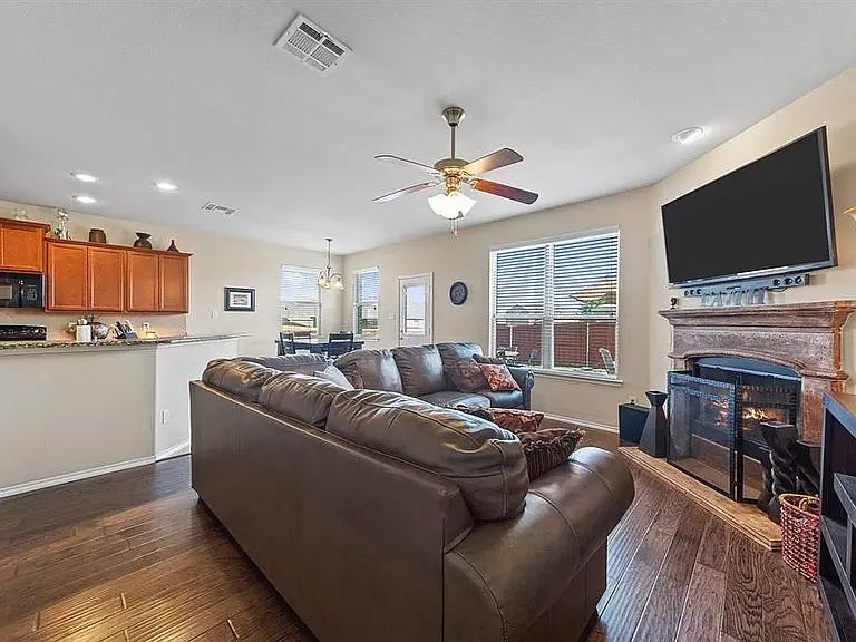 1701 Twin Hills Way — Photo 17