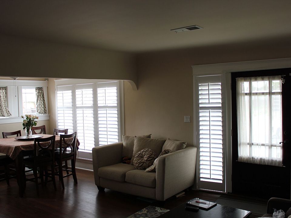 2nd image of 3222 Copley Ave