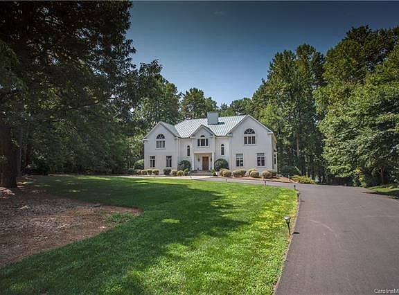 4th image of 150 Iron Gate Cir