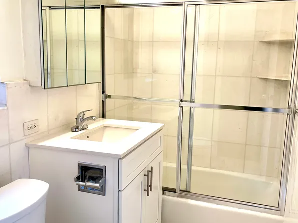 1680 York Avenue image 6 of 10