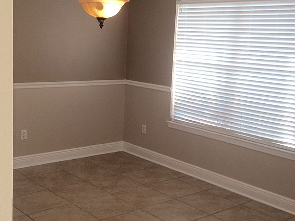 5th image of 3121 Shadow Wood Dr