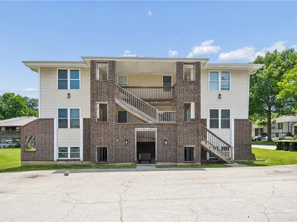 9201 E 54th St, Kansas City, MO 64133