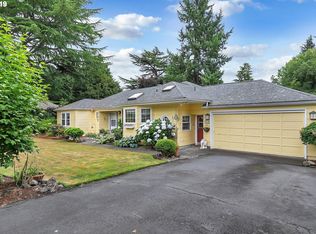 8170 SW Ridgeway Dr, Portland, OR 97225