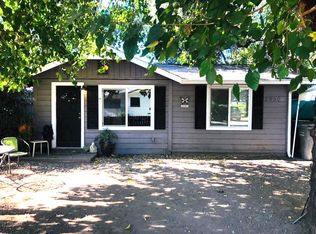 2950 Kelly Ln, Redding, CA 96002