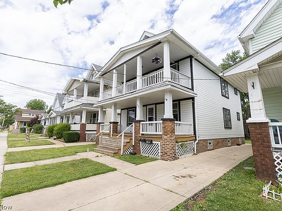 3rd image of 2700 Montclair Ave