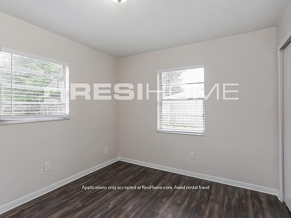 3rd image of 6043 Triumph Ln W