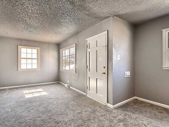 3rd image of 966 N Hazel Ct