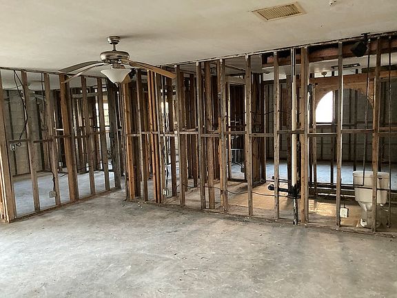 4th image of 11821 Isle Of Palms Dr