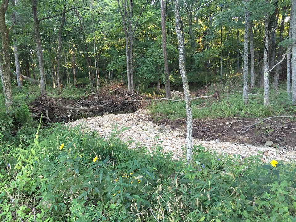 2nd image of 224 Bonaventure Dr