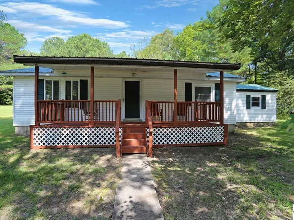47 Mapleleaf Dr, New Concord, KY 42076