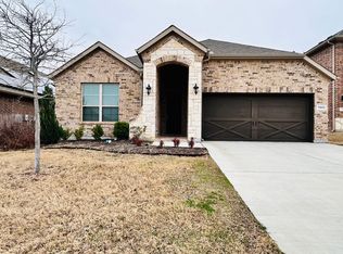 7653 Red Stag St, Arlington, TX 76002