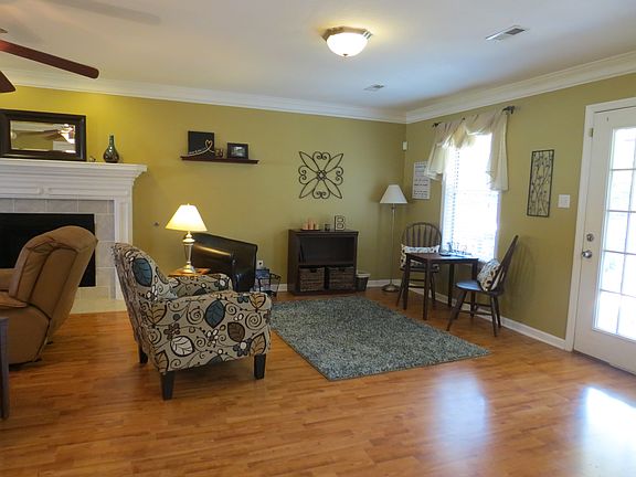 3rd image of 8228 Blarney Ln