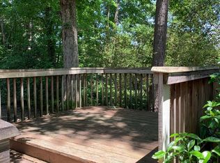 124 Creek Valley Dr, Charlotte, NC 28270