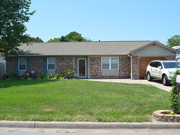 2nd image of 5454 Hunt Club Dr
