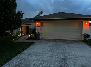 302 Limona Rd, Brandon, FL 33510