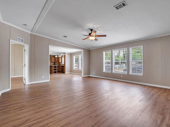 4th image of 8531 Belk Dr W