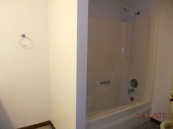 3rd image of 4502 Park Ave W