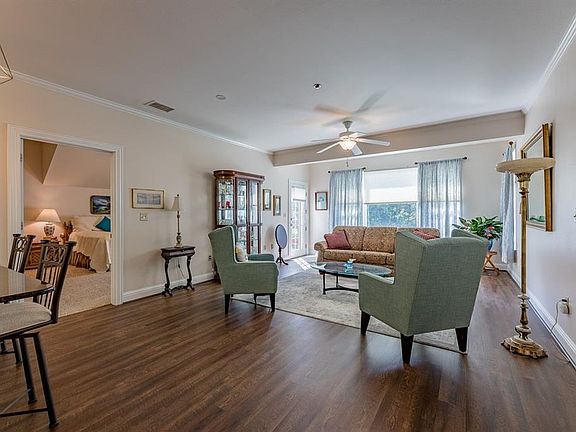 3rd image of 1 Highlands Crossing Dr APT 224
