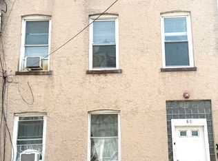 80 71st St #2, Guttenberg, NJ 07093