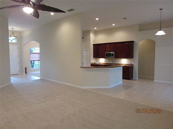 5th image of 27220 Fordham Dr