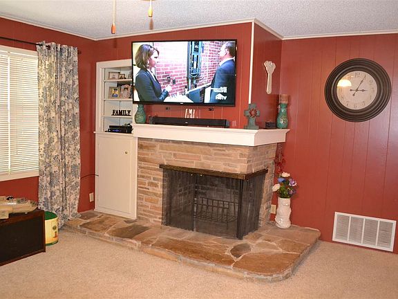 3rd image of 107 Sherwood Dr
