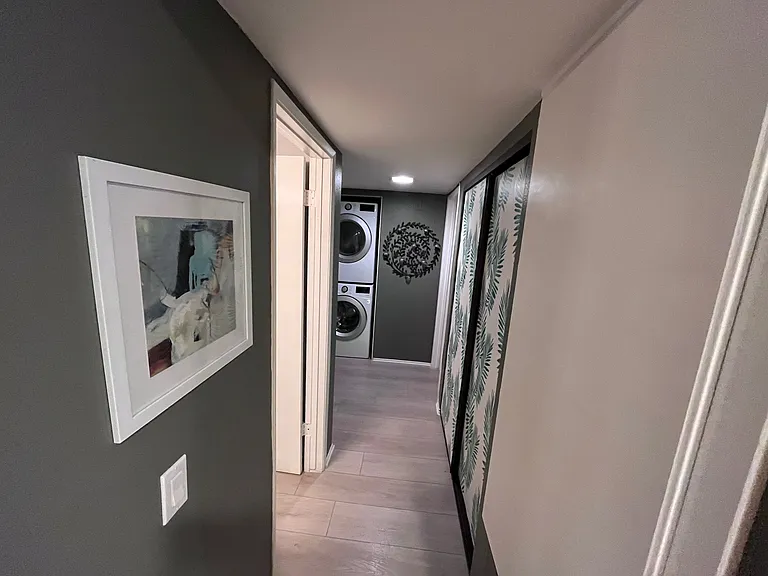 1815 Glendon Ave #101 — Photo 7