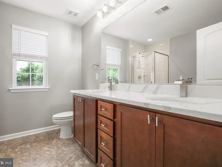 1 Doria Hill Dr — Photo 26