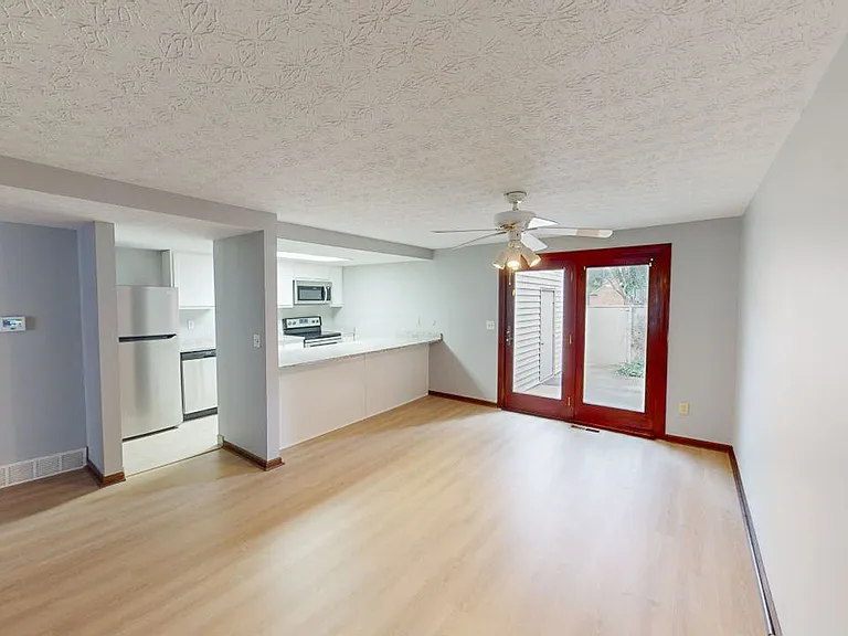 5123 Delancey St — Photo 9