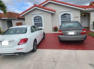 10843 SW 74th St, Miami, FL 33173