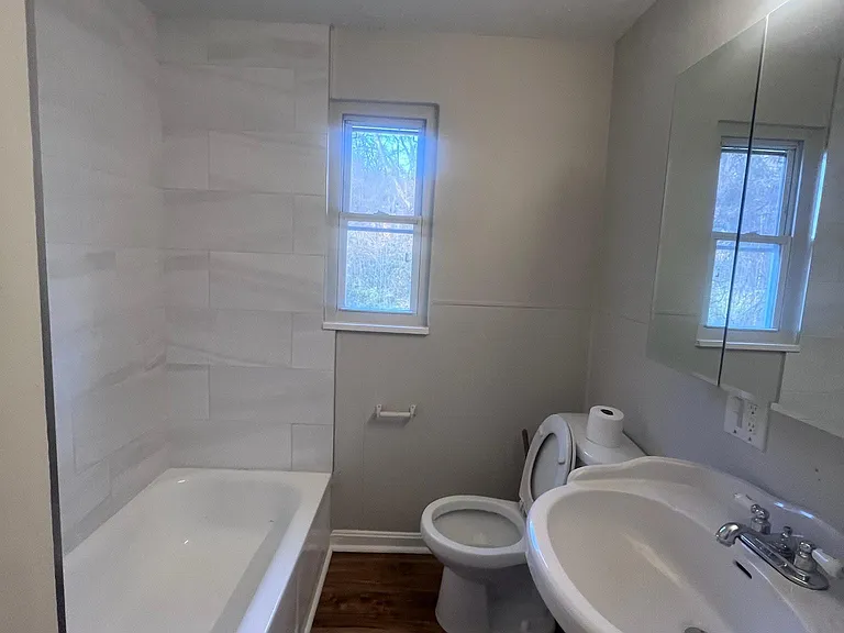 118 Bramble St — Photo 9