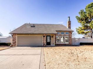 2202 S Joshua Ave W, Broken Arrow, OK 74012