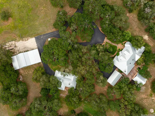 518 Summit Trail, Boerne, TX 78006