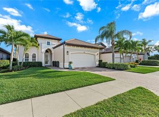 7884 Valencia CT, NAPLES, FL 34113