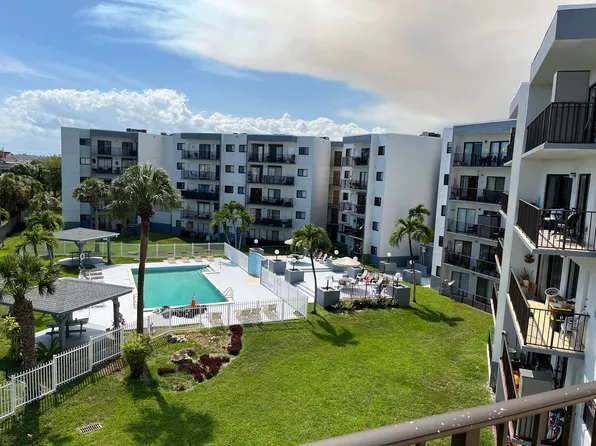 1820 W 53rd St, Hialeah, FL