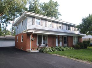 11907 W Diane Dr, Wauwatosa, WI 53226