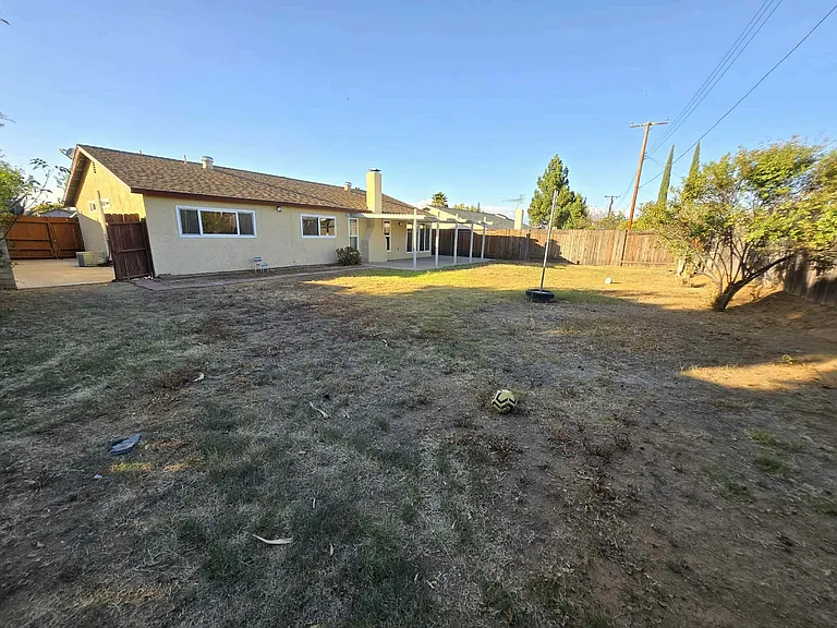 1495 Vallejo Dr — Photo 13