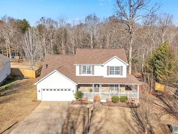4th image of 123 Skilton Dr