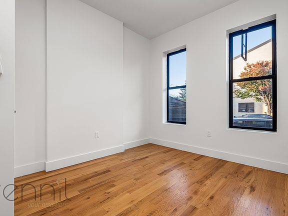 5th image of 26 Irving Ave APT 1R