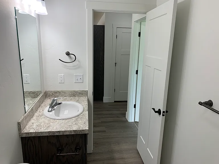 1704 S Woodland Dr — Photo 17