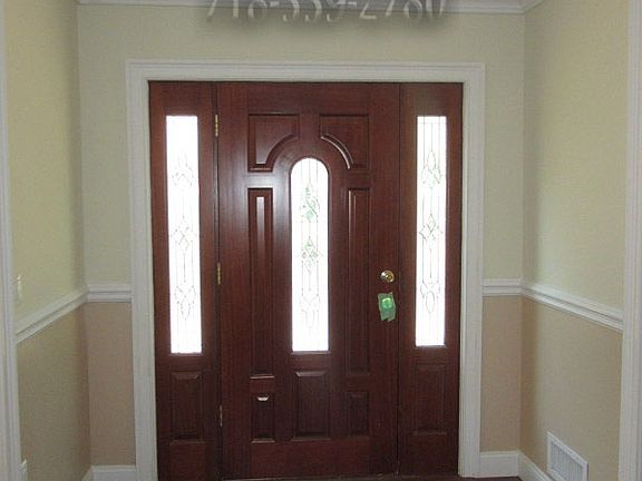 4th image of 8745 Clover Pl