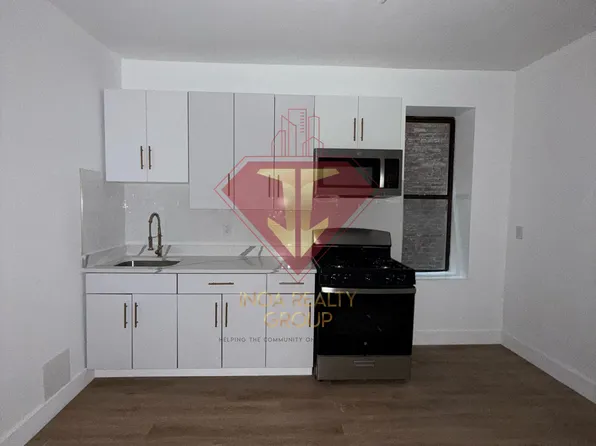 5206 Bergenline Avenue image 2 of 8