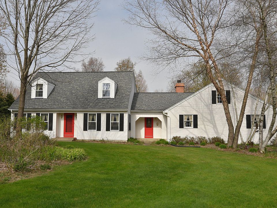1st image of 1884 Shady Ln