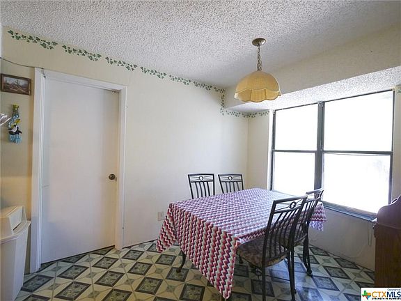 5th image of 4205 Mountain View Dr
