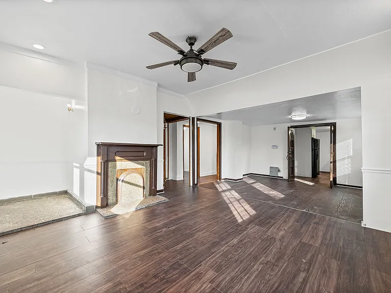 211 Saint John St — Photo 6