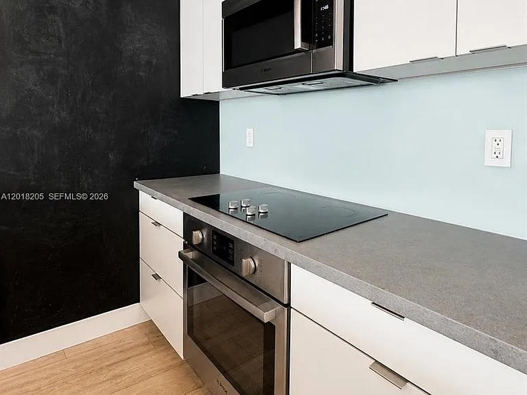 5 Island Ave #9B — Photo 9