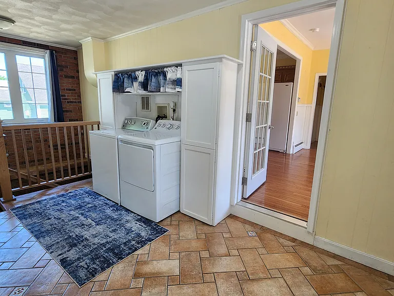 35 Fairview Ave #1 — Photo 2