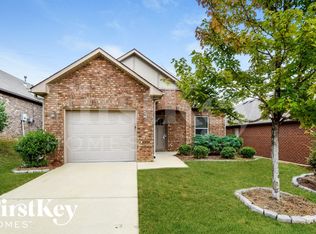 613 Johnnys Cv, Leeds, AL 35094