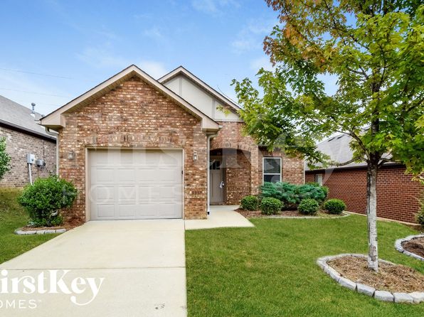 613 Johnnys Cv, Leeds, AL 35094