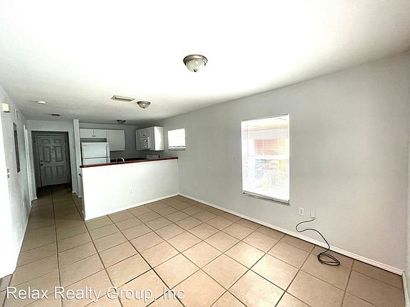 2nd image of 312 10th Avenue Dr W