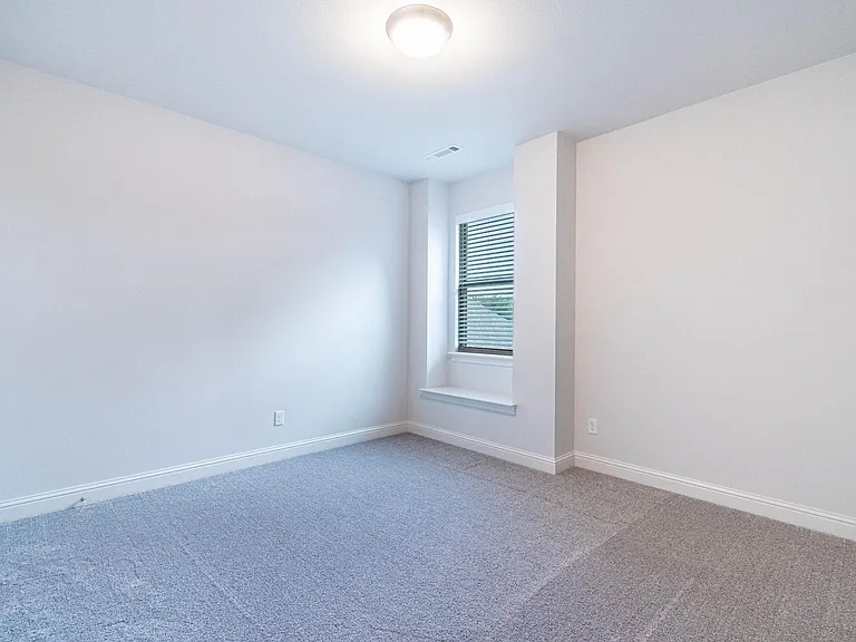 5304 SW Stanford Ct — Photo 17